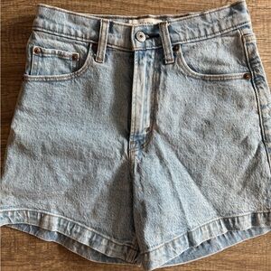 Abercrombie & Fitch Dad Short High Rise Denim Shorts Size 25